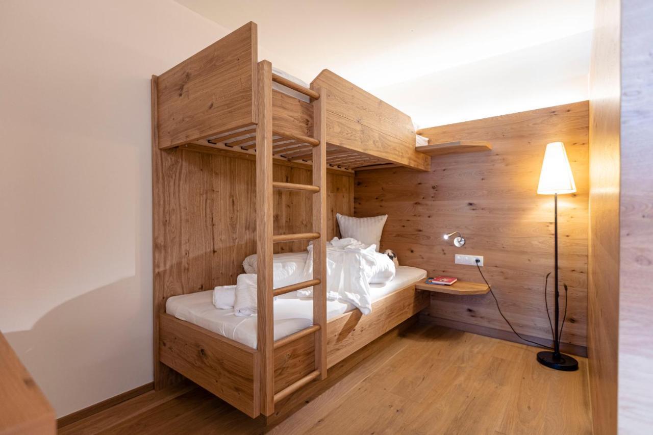 Wellness Aparthotel Panorama Alpin - Ferienwohnungen Jerzens Im Pitztal Luaran gambar