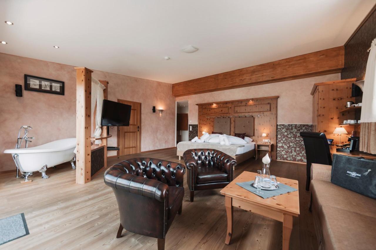 Wellness Aparthotel Panorama Alpin - Ferienwohnungen Jerzens Im Pitztal Luaran gambar