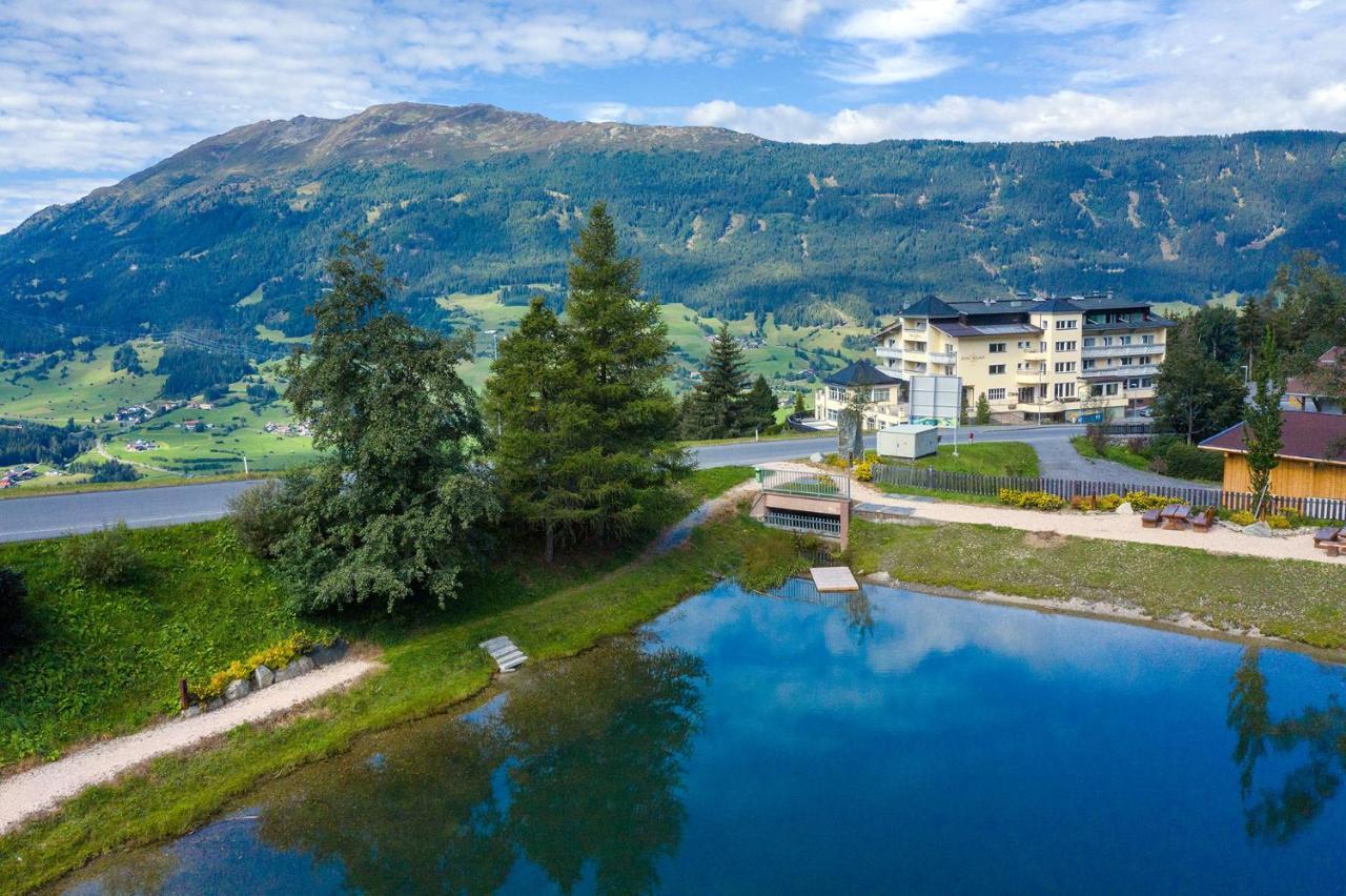 Wellness Aparthotel Panorama Alpin - Ferienwohnungen Jerzens Im Pitztal Luaran gambar