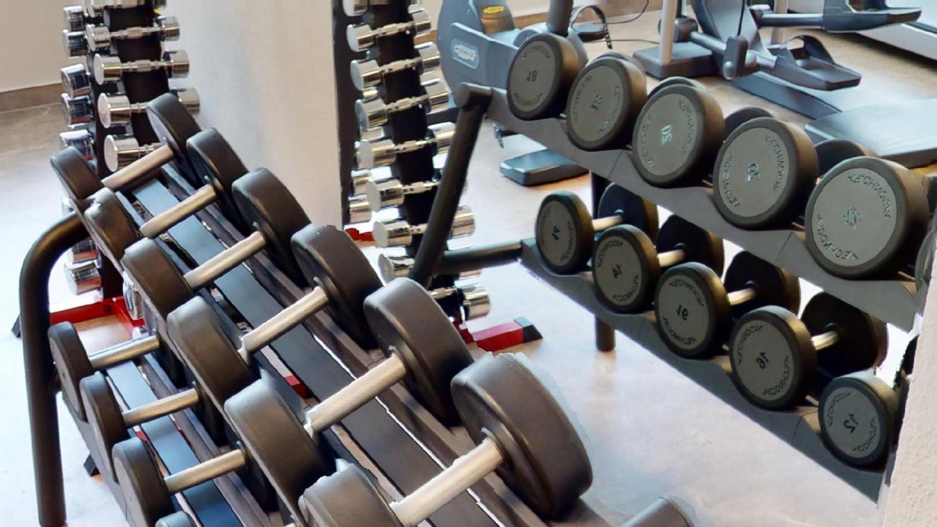 Wellness Aparthotel Panorama Alpin - Ferienwohnungen Jerzens Im Pitztal Luaran gambar
