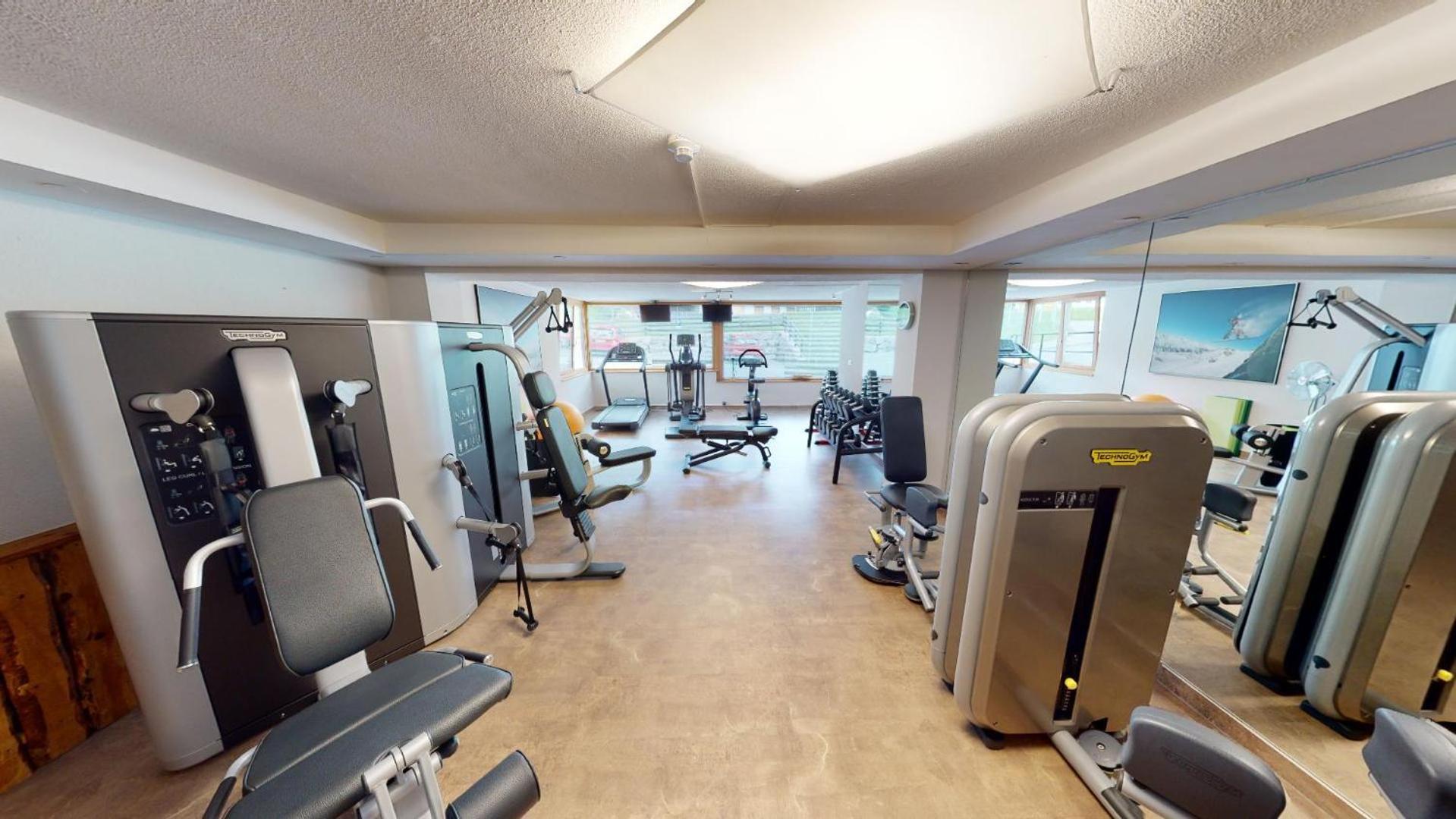 Wellness Aparthotel Panorama Alpin - Ferienwohnungen Jerzens Im Pitztal Luaran gambar