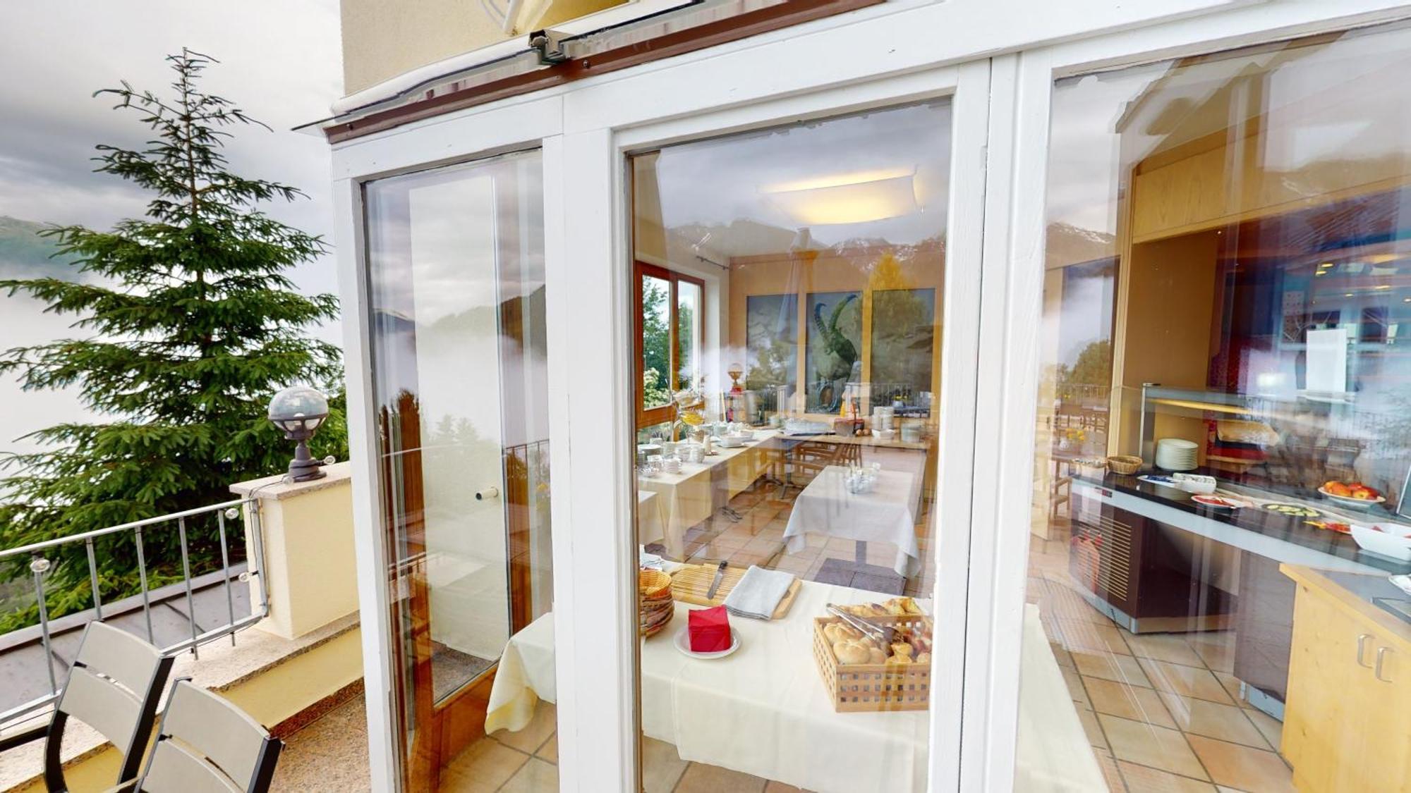 Wellness Aparthotel Panorama Alpin - Ferienwohnungen Jerzens Im Pitztal Luaran gambar